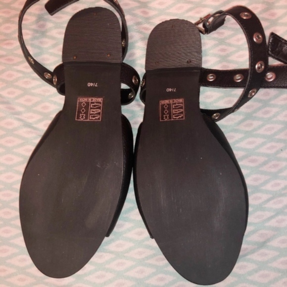 ASOS Park Lane Leather Eyelet Sandal - Picture 5 of 7